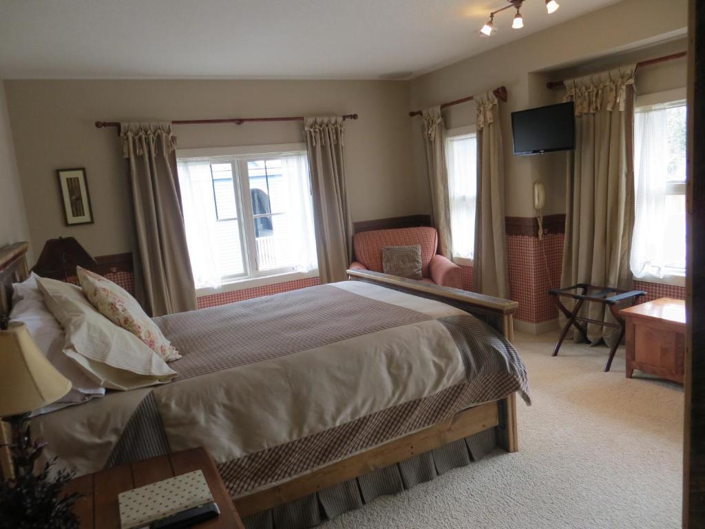 Bed & Breakfast Buffaloberry